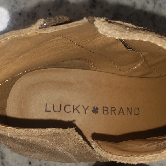 Lucky Brand Suede Wedge Ankle Boots in size 6M - Picture 7 of 8